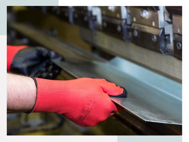 Гибка металла в Благовещенск от 623 руб. - Надёжно и быстро